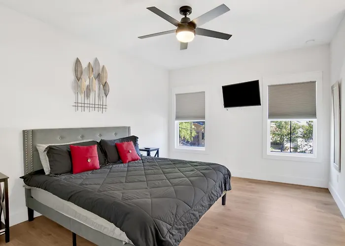 The Clifford House Holiday home *